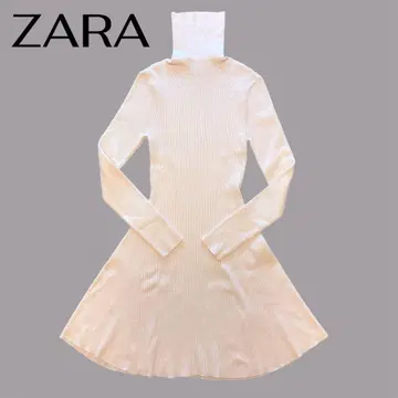 ZARA 자라 플레어 니트 원피스 하이넥 리브 화이트 L 미니 원피스
