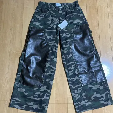 CAMPHOR WOOD 카모플라쥬 가죽 새상품 초레어 새상품급 레어