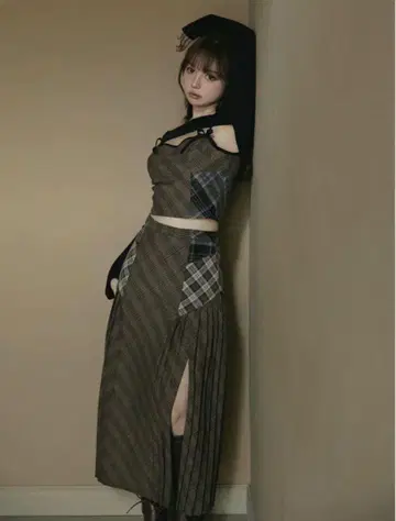 andmary Emma check set up