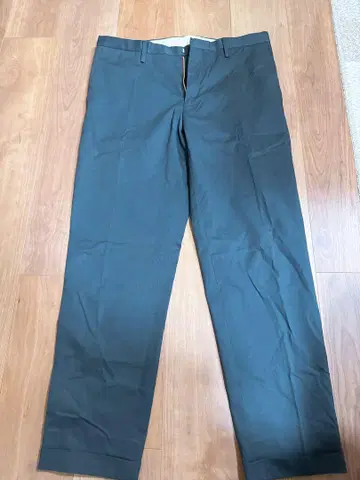 미사용 Paul Smith 다크 그레이 슬랙스