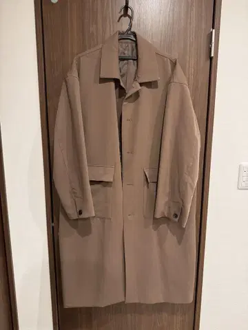 JUNRED 베이지 스텐카라 코트