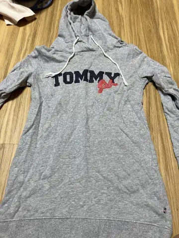 TOMMY 후드 부착 그레이 후드티