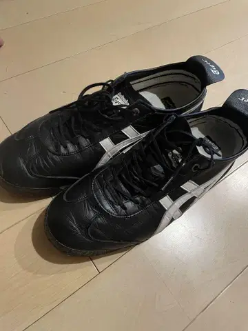 오니츠카타이거 풀 가죽 스니커즈