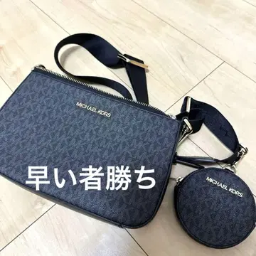 새상품급 MICHAEL KORS 블랙 숄더백