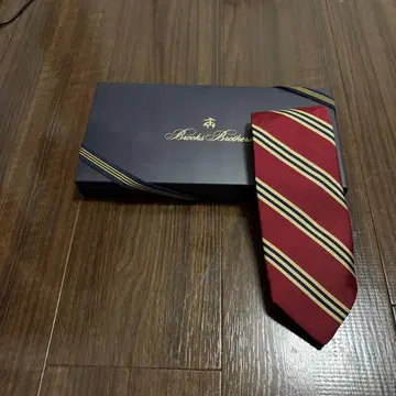 Brooks Brothers 레지멘탈 타이 No. 1 레프