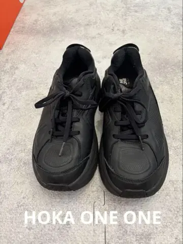 HOKA ONE ONE 호카오네오네 23.5