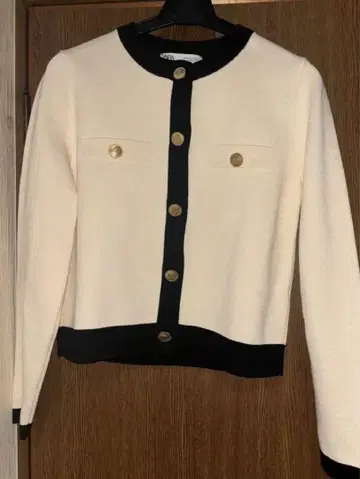 ZARA 의류