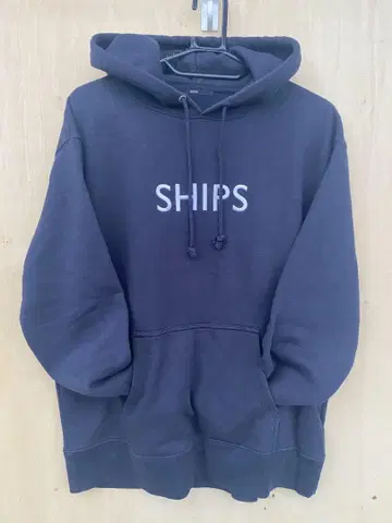 SHIPS 네이비 후드 부착 후드티