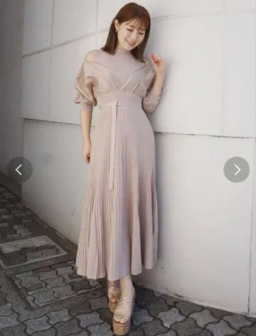 MERCURYDUO 이소재 도킹 플레어 니트 원피스 부속 벨트 없음