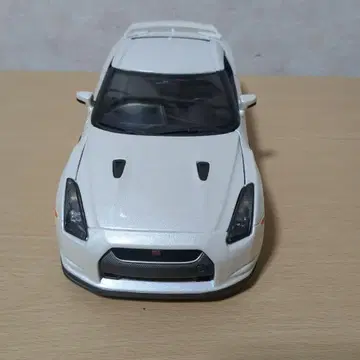 1/18 미니카 GTR35