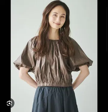 미사용 새상품 LOUNIE 루니 틴트 가공 개더 블라우스 볼륨 가을 옷