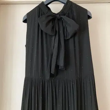 셀포드 슬리브리스 원피스 38호