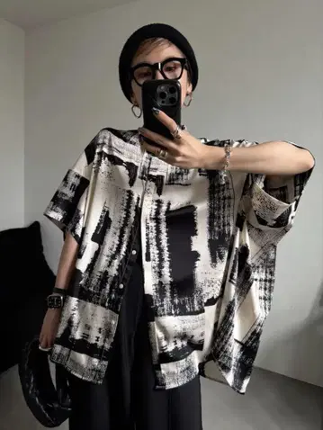 cft. 신상 미사용 새상품 모드 돌먼 새틴 SH/모노톤