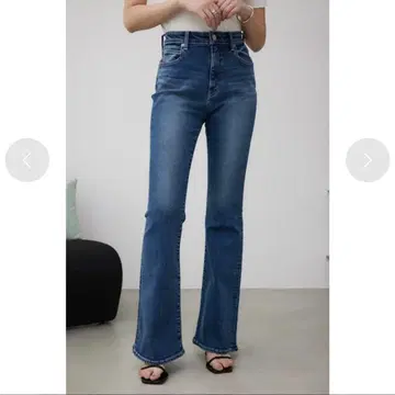 [ 새상품 ] AZUL BY MOUSSY 플레어 데님