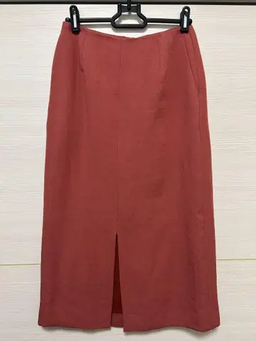 UNITED ARROWS 슬릿 미들 타이트 스커트