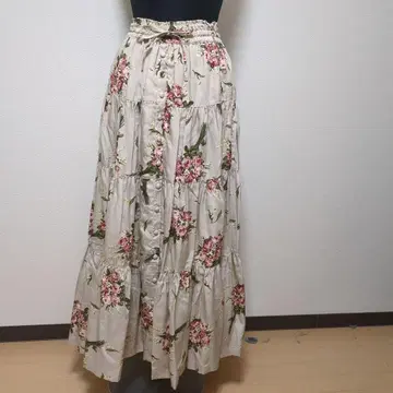 새상품급.쉘메이.부케.4단 개더 스커트.