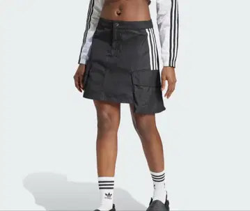 adidas 카고 미니 스커트 JJ3087