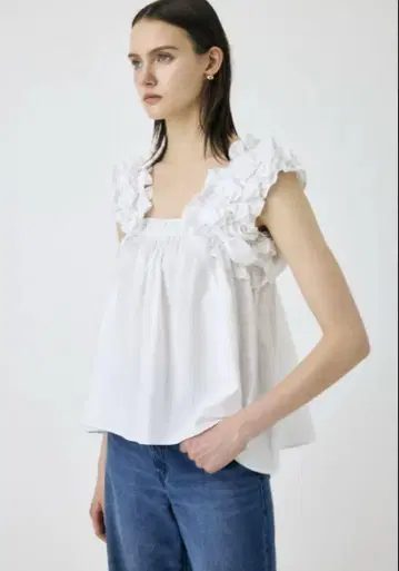 moussy SHOULDER FRILLS 프릴 상의 화이트