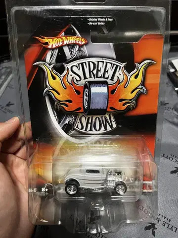 HotWheels Street Show 32 Ford Coupe