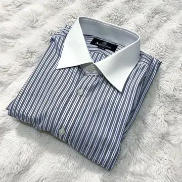 [ 새상품 ] 아쿠아 스큐텀 스트라이프 호리존탈 칼라 클레릭 일본제