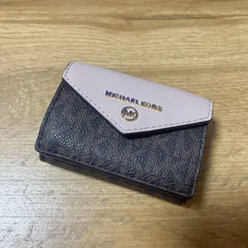 마이클코어스 MK 로고 3단 접이식 지갑
