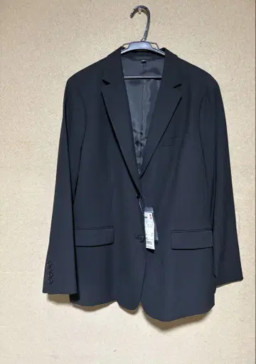 택 포함 새상품 유니클로 스트레치 테일러드 자켓 블랙 3XL