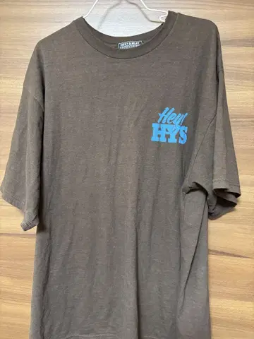 Hey HYS 그래픽 T셔츠 브라운