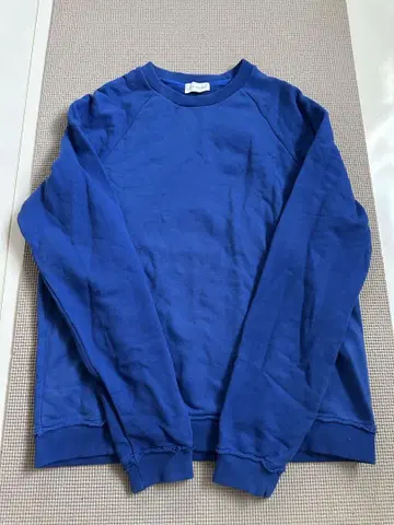 JOHN ELLIOTT 존 엘리엇 파랑 래글런 슬리브 맨투맨 2