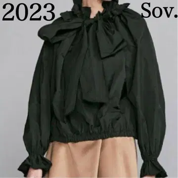 새상품급 현행 2023 소브 블라우스 풀오버 보타이 리본 프릴 블랙