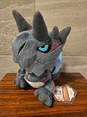 [ 새상품급 ] [ 택 포함 ] 캡콤 몬스터 헌터 봉제 인형 디노발드