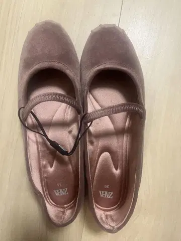 [ 새상품 ] ZARA 핑크 발레 슈즈 39 사이즈