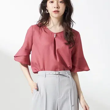 택 포함 새상품. 이번 시즌 상품 애니시스 블라우스