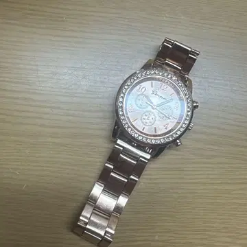 로즈 골드 크로노그래프 손목시계