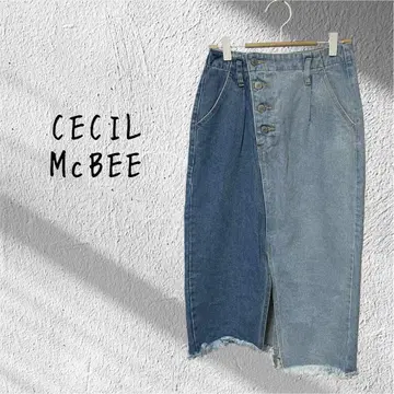 CECIL McBEE 세실 맥비 슬릿 타이틀 데님 스커트