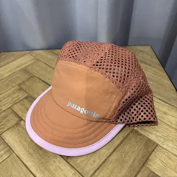 patagonia 덕빌 메쉬 캡 핑크 계열