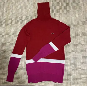 [ Lacoste ] 터틀넥 스웨터 빨간색 핑크 라코스테