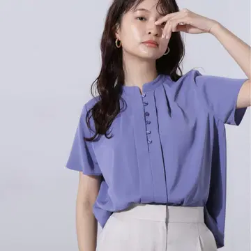 택 포함 새상품. 이번 시즌 상품 에 뷰티 내추럴 베이직 블라우스