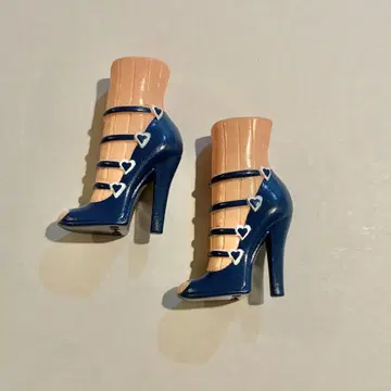 리카짱 캐슬 하트 스트랩 샌들