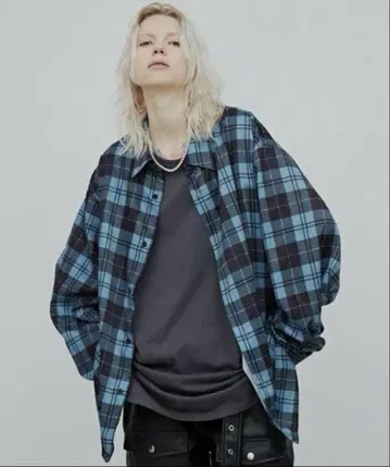Aiver 빅 실루엣 블루 체크 셔츠