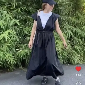 HOWDY. 하프 집업 op 블랙