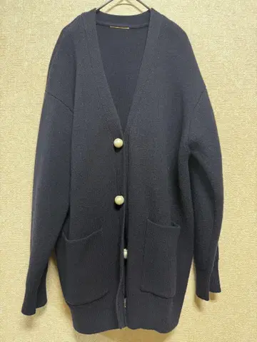 라빠르망 Pearl botton Vneck 가디건