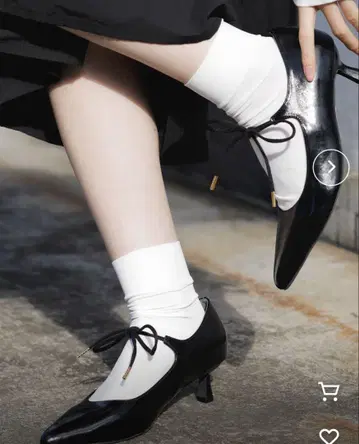 Juze 리본 힐 펌프스 L