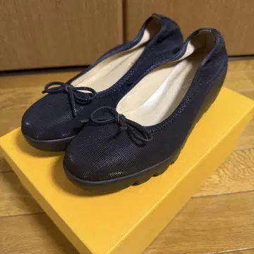 힐즈아베뉴 레인 펌프스 23.5cm 블랙