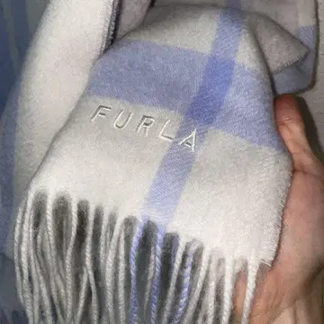 FURLA 훌라 스톨 머플러 스카이블루 색스 블루