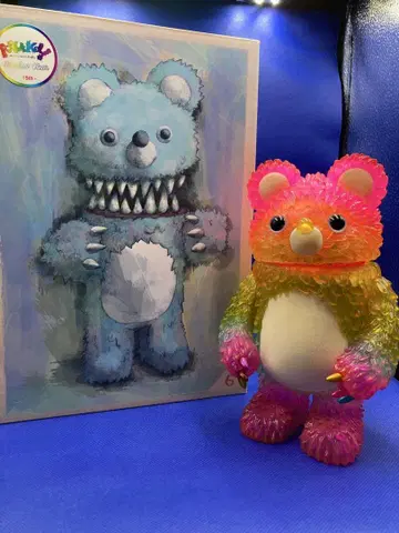 Muckey 15th color 'Rainbow Clear'