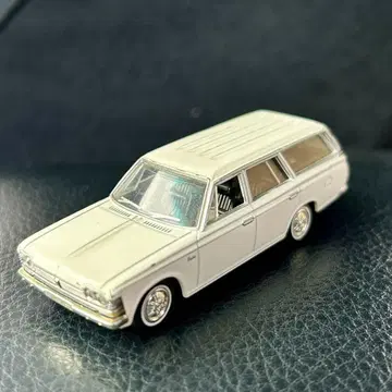 토미카 리미티드 LV-21a 토요펫 크라운 왜건 1/64