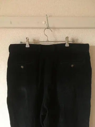 claiborne 2 tuck corduroy pants