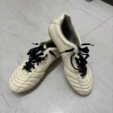 hummel 화이트 축구 스파이크