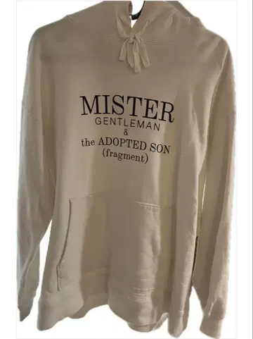 FRAGMENT DESIGN x MISTERGENTLEMAN 로고 후드티