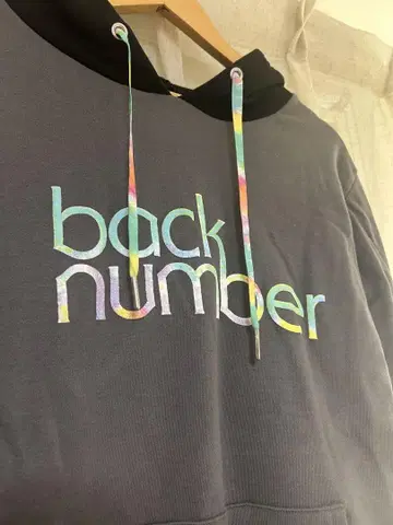 back number 후드 부착 풀오버 그레이(M)